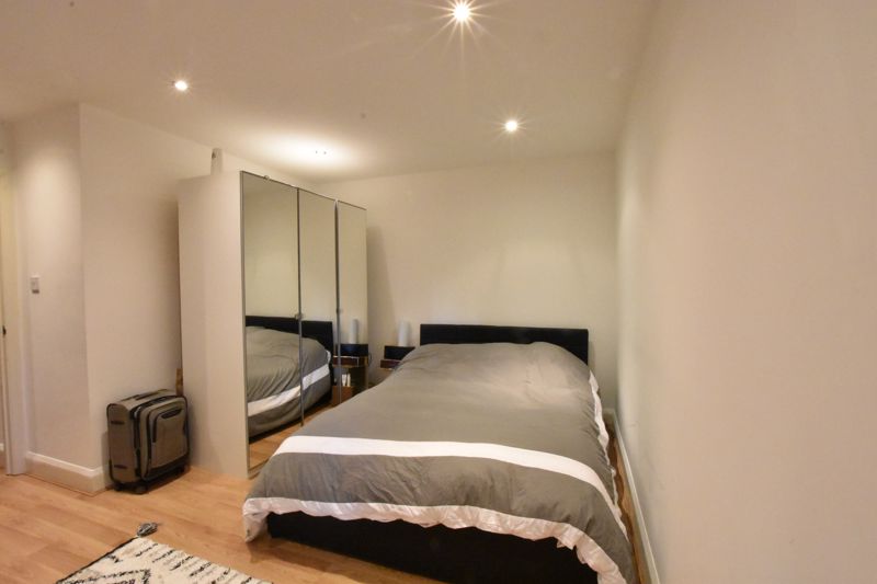 Bedroom- click for photo gallery